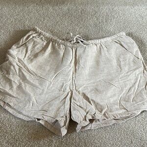 H&M linen shorts M